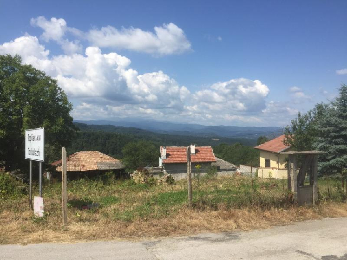Продажба Парцел гр. Габрово - с. Торбалъжите 650m²