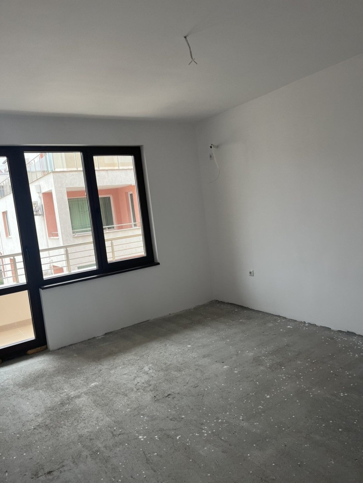 Продажба 1-стаен гр. Несебър - с. Равда 42m²