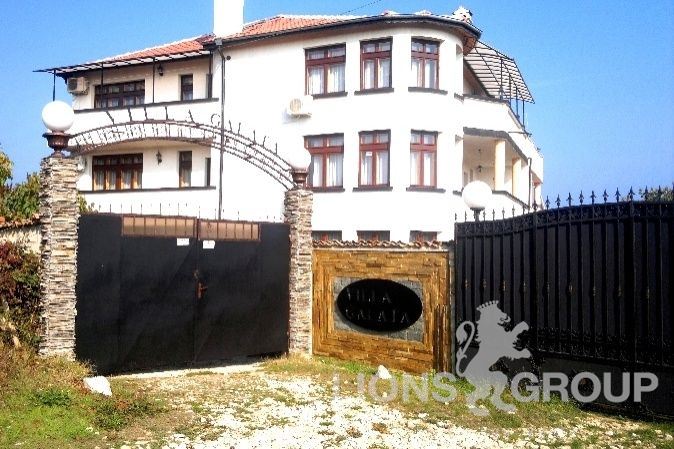 Къща за гости  "Вилла Галата"