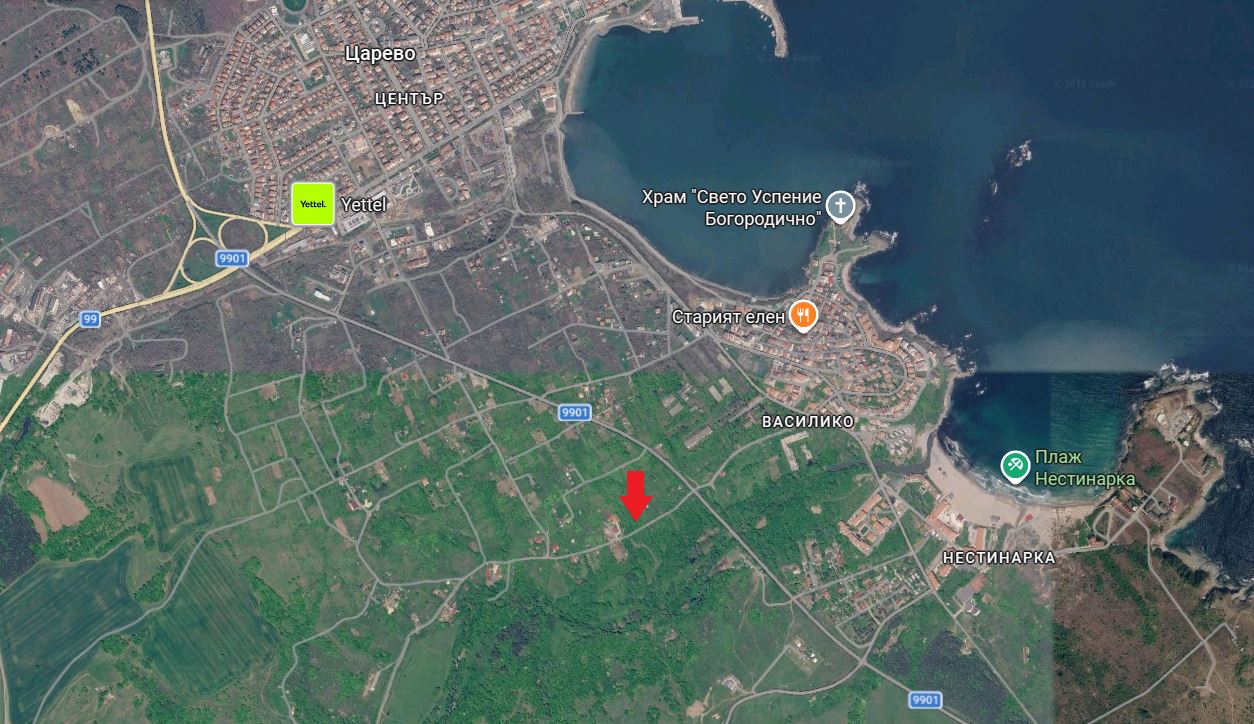 Три парцела (УПИ) с разрешение за строеж
