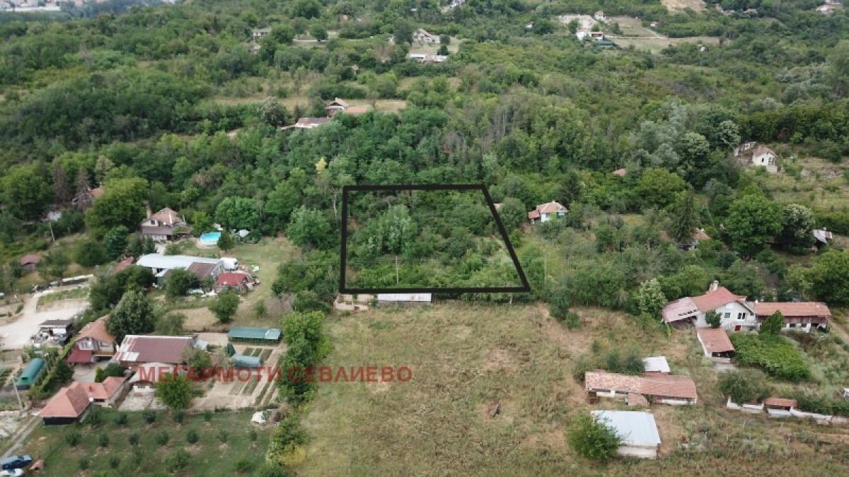 Продажба Парцел гр. Севлиево - гр. Севлиево 1779m²