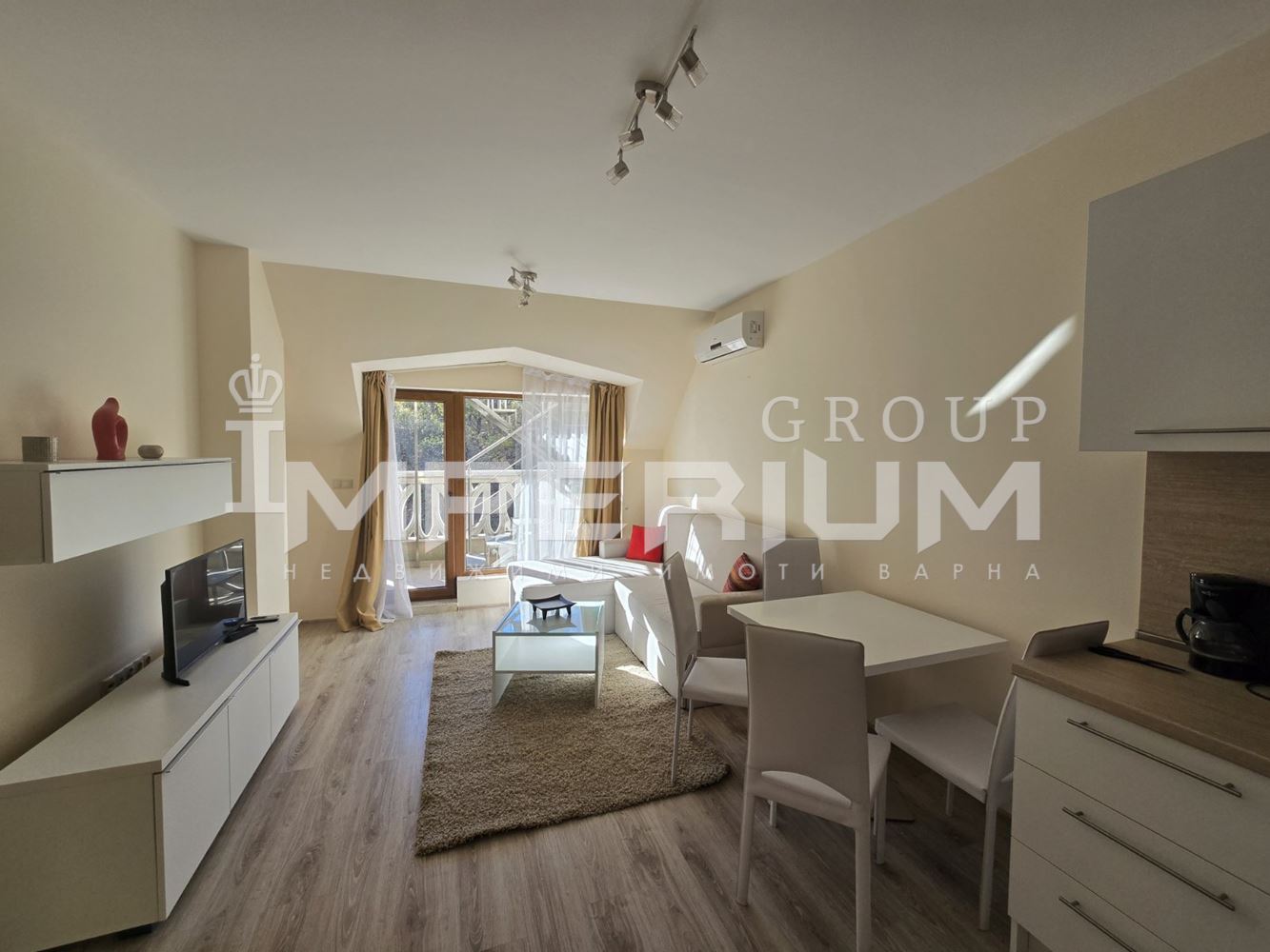 ПРОДАВА: Двустаен апартамент, кв. Аспарухово, гр. Варна